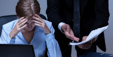 Harcèlement au travail : fermer les yeux est une faute