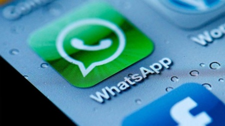 Transmissions de données de Whatsapp à Facebook : mise en demeure publique pour absence de base légale