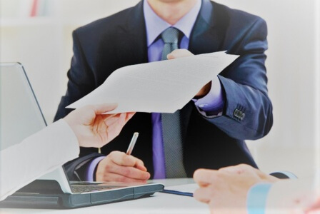 Reclassement d’un salarié inapte : attention à la portée des réponses du médecin du travail !